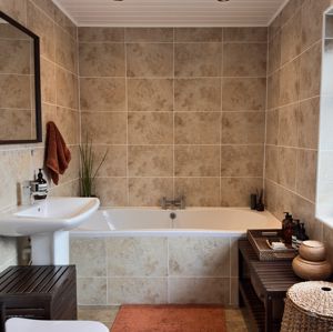 Photo 18- click for photo gallery